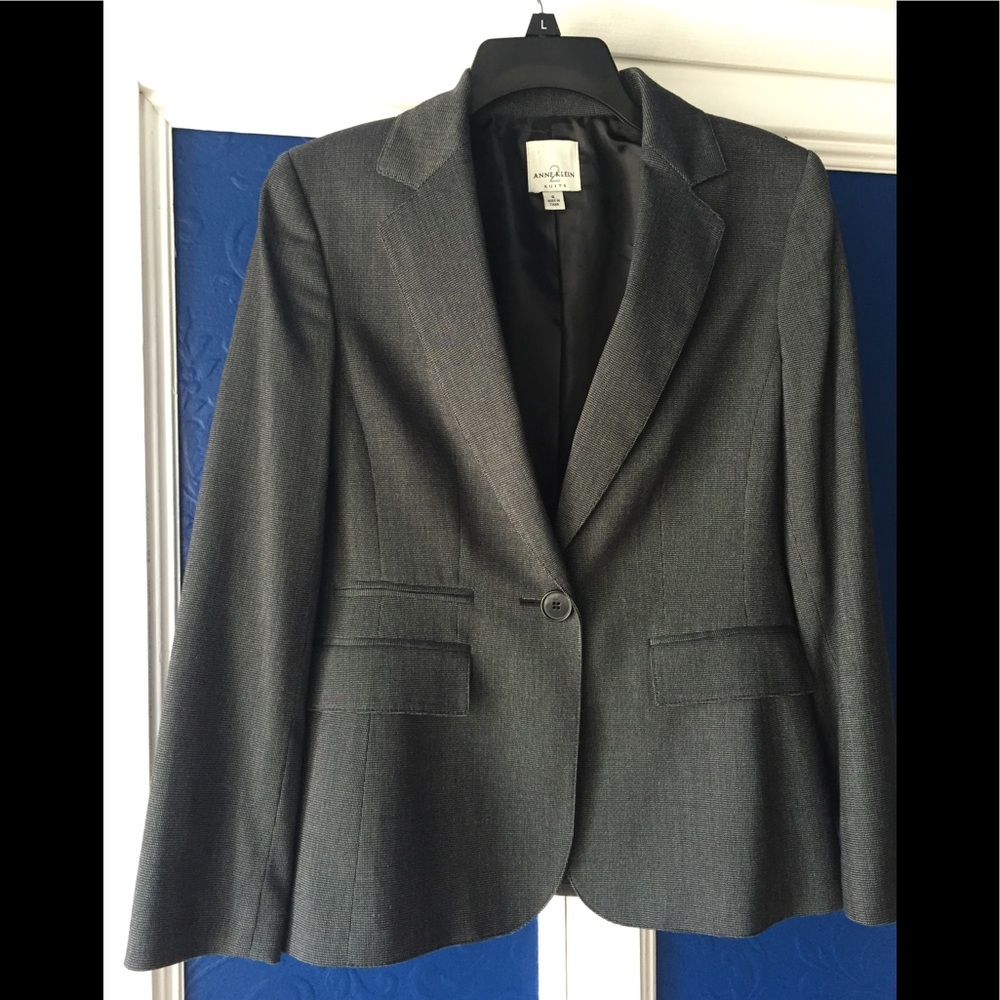 Anne Klein blazer suit jacket. Black and white 6